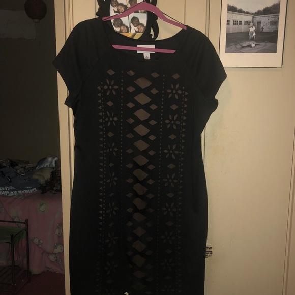 Host Pick🤩‼️Ronni Nicole Black Laser Cut Dress 👗 - Picture 2 of 8